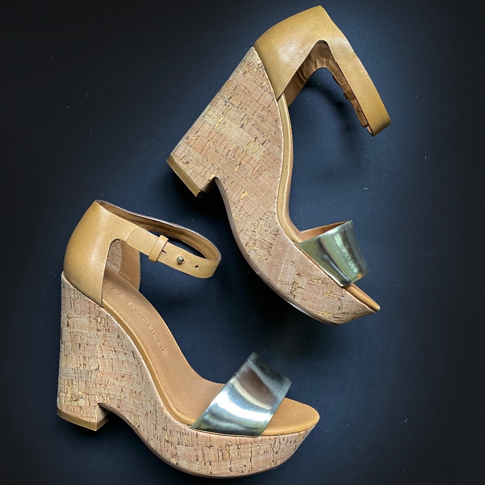 SEE BY CHLOE MIRROR GOLD METALLIC WEDGE WITH CORK HEEL / SZ 39